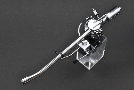 SAEC WE-308 Tonearm / 02 cartridge and tonearm detail - image 1
