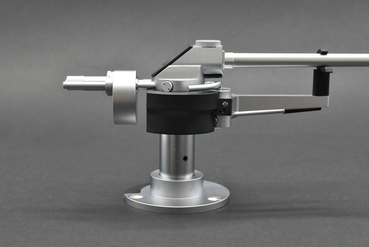 Audio Technica AT-1100 Straight Tonearm with ASP-1 - Pure Silver lead wire.