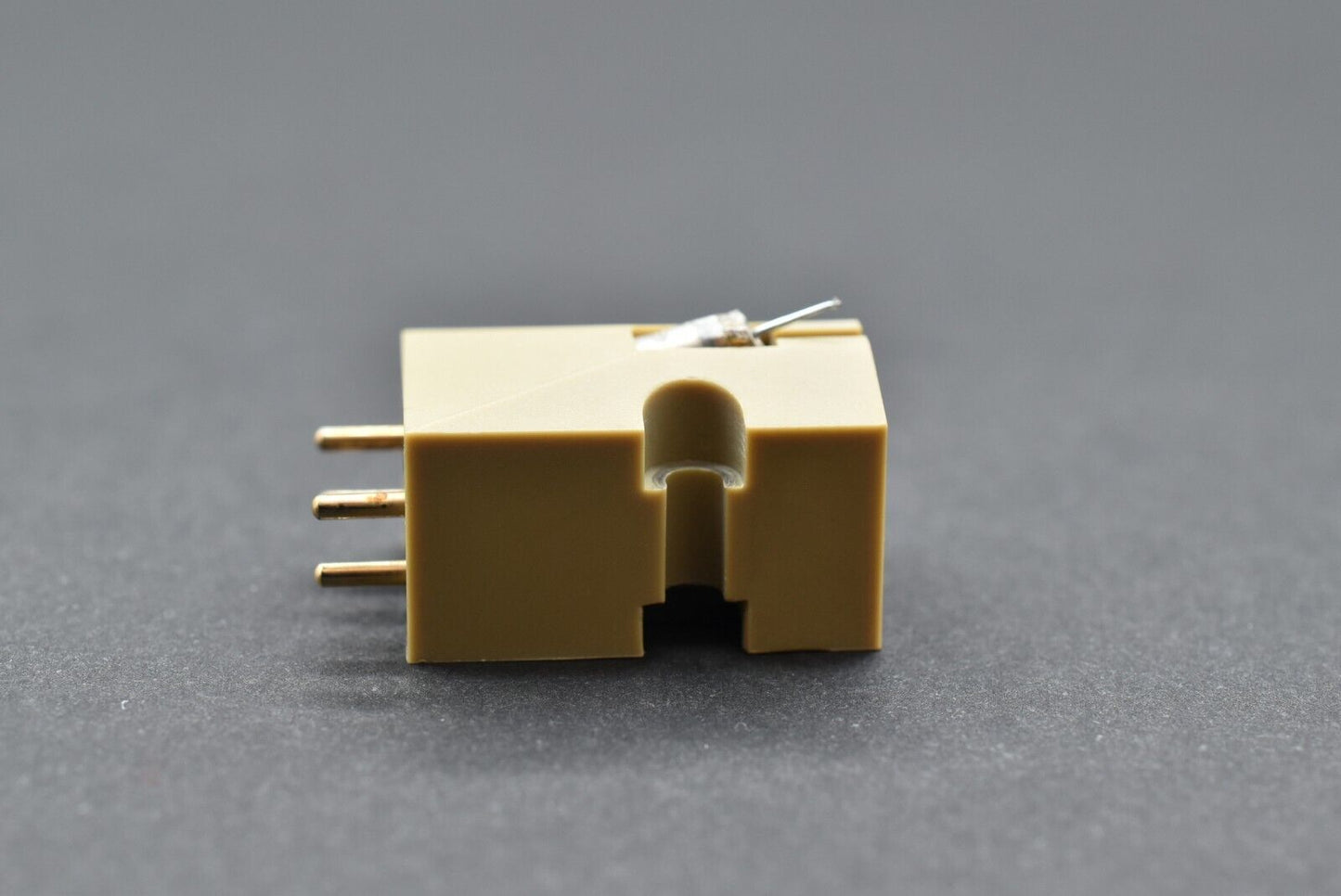 DENON DL-103D MC Cartridge.