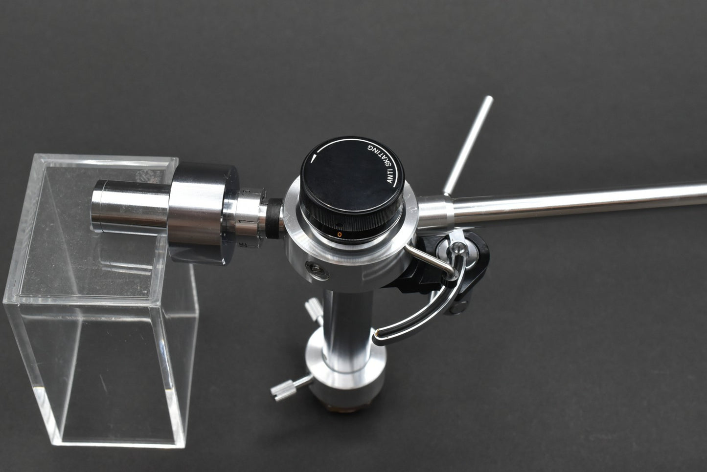 JVC Victor UA5045 Tonearm / 02.