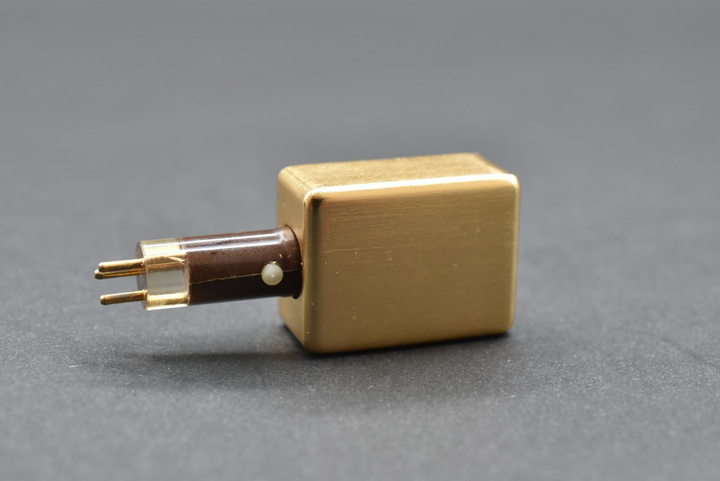 STAX CPS-40 RF condenser style phono cartridge (stereo).