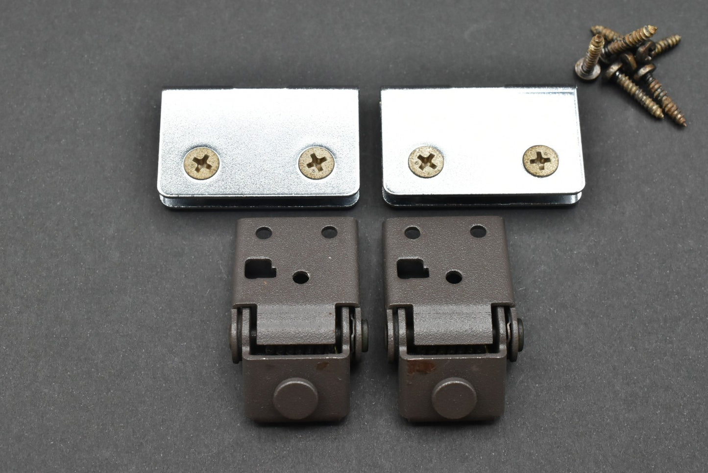 DENON DP-40F DP-50 DP-57 DP-59 DP-62 etc Dustcover Hinge x 2 Bracket.