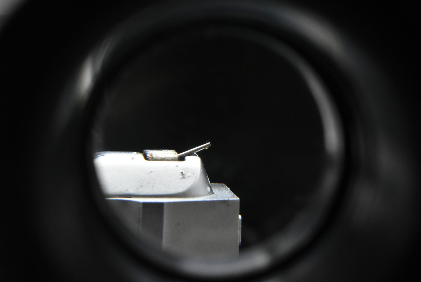 Ortofon MC2000 MC Cartridge.
