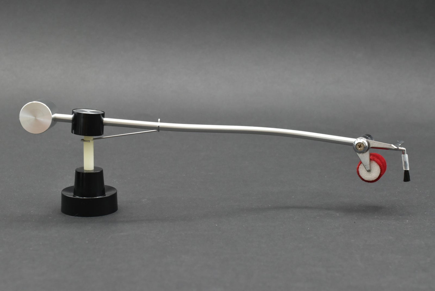 Audio Technica AT-6001 AUTOCLEANICA Automatic Self - Moving Record Disc Cleaner.
