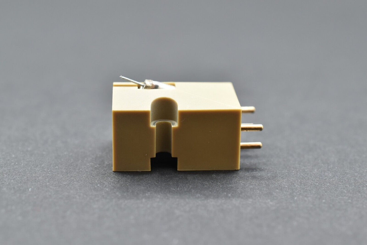 DENON DL-103D MC Cartridge.