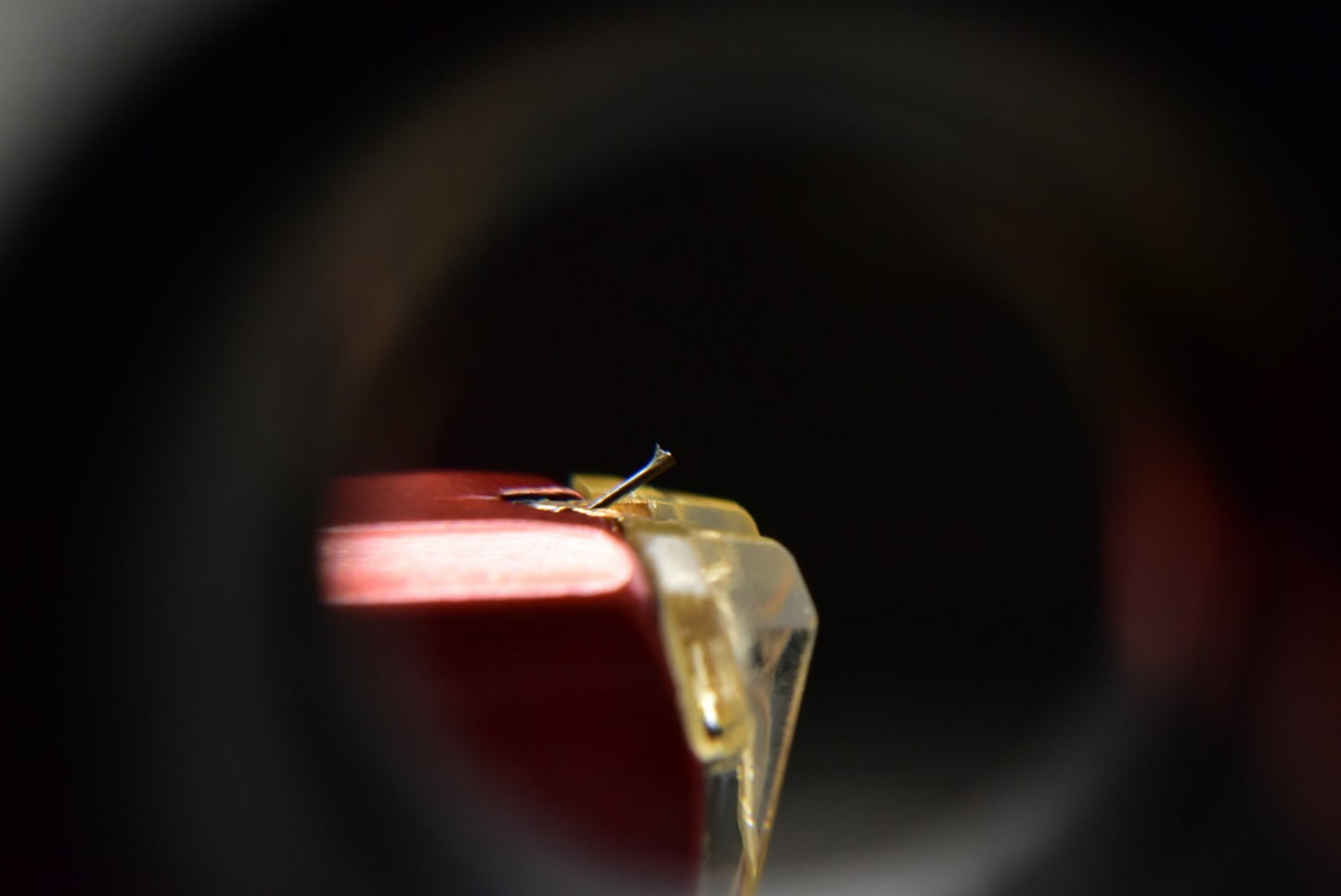 Technics EPC-P205CMK3 T4P MM Cartridge - Pure Boron Pipe Cantilever cartridge and tonearm detail - image 8