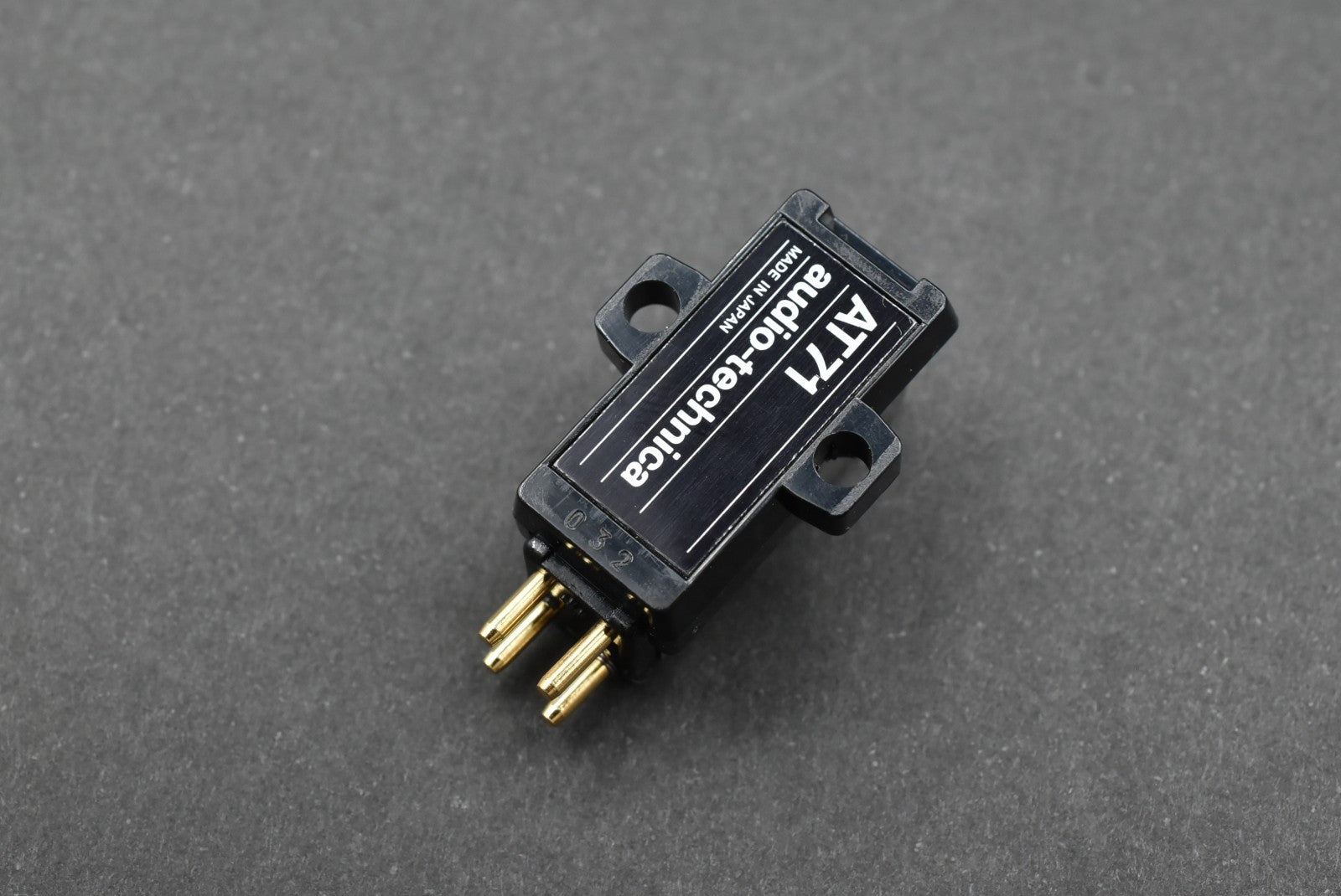 – vintage HiFi audio part from Japan