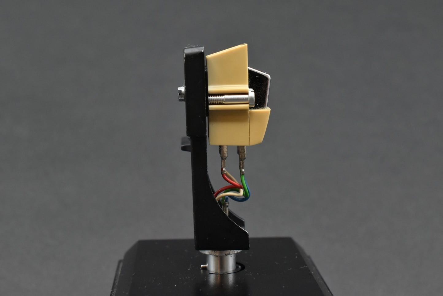 Technics EPC-270C MM Cartridge with SH-98 Headshell - Stylus Needs Replacement.