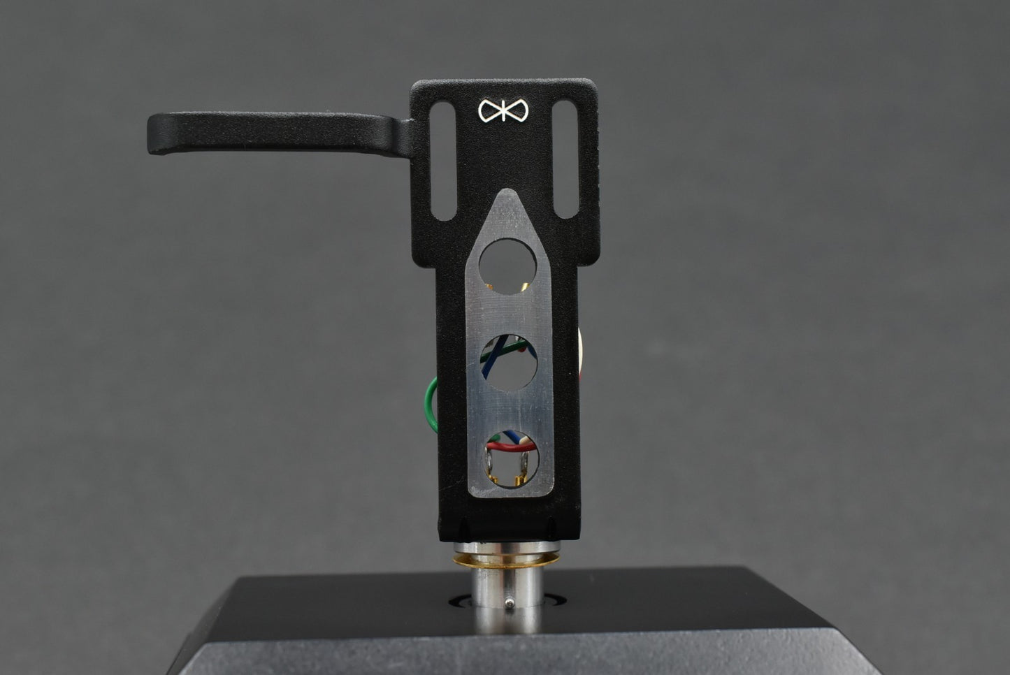 SAEC SAEC ULS-2 White Logo Headshell / 7.2g – turntable headshell – precision mounting accessory for cartridges