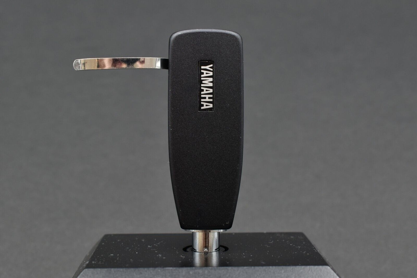 Yamaha YAMAHA HS-600S Headshell shell / 13.9 g – turntable headshell – precision mounting accessory for cartridges