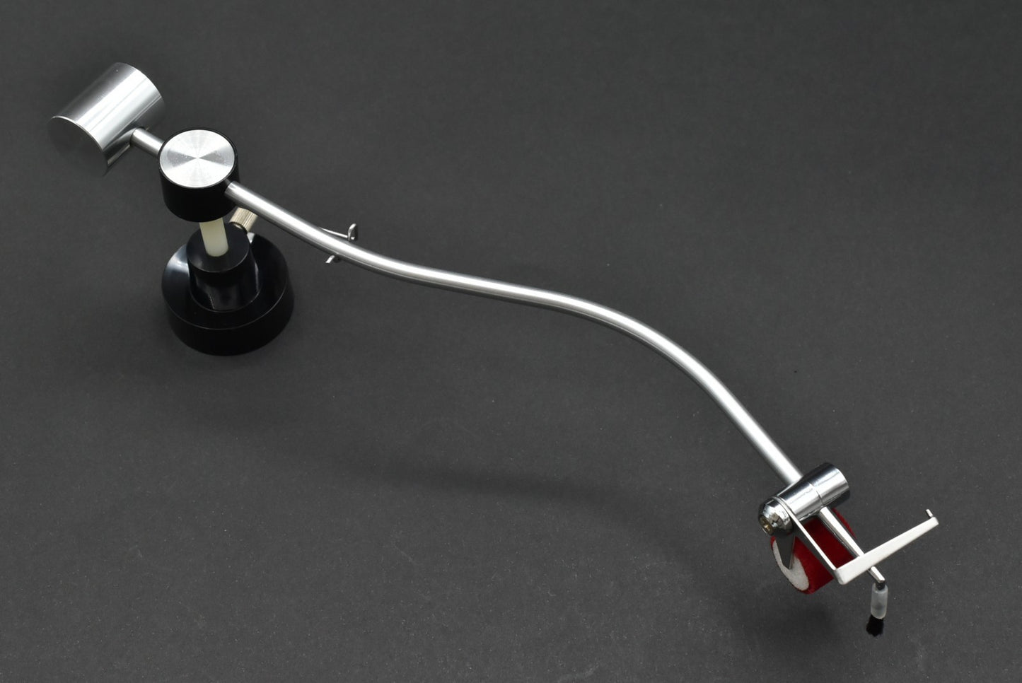 Audio Technica AT-6001 AUTOCLEANICA Automatic Self - Moving Record Disc Cleaner.