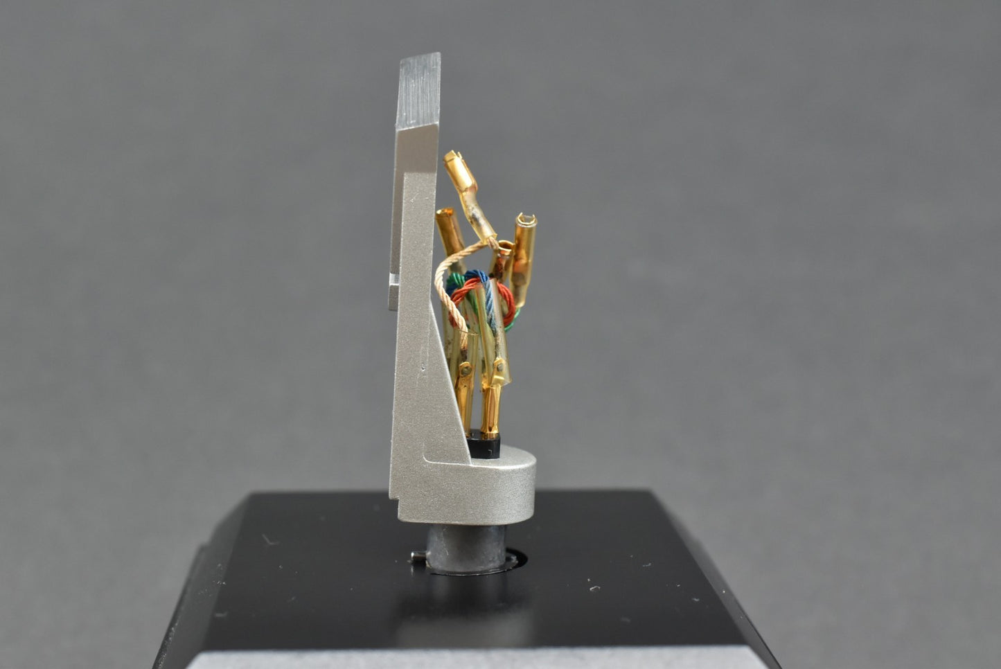 TRIO (KENWOOD) HS-51 Headshell for KP-880D/770D/88 Straight Tonearm / 10.2g.