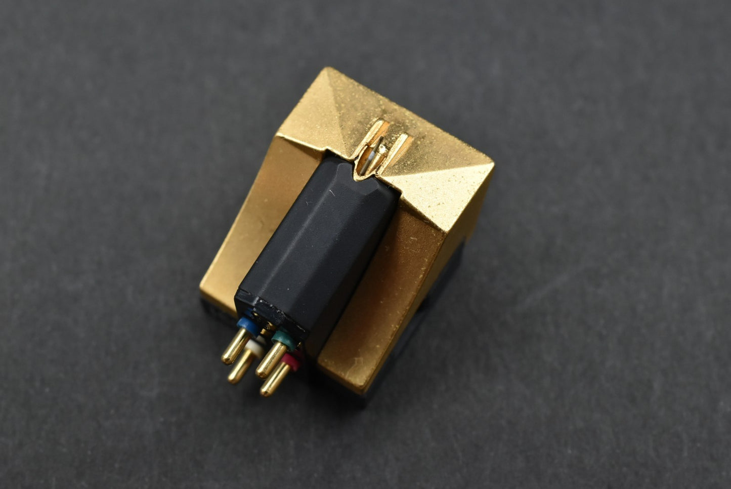 Technics Technics EPC-205C-IIL MM Cartridge – phono cartridge or stylus – high-fidelity audio component for vinyl enthusiasts