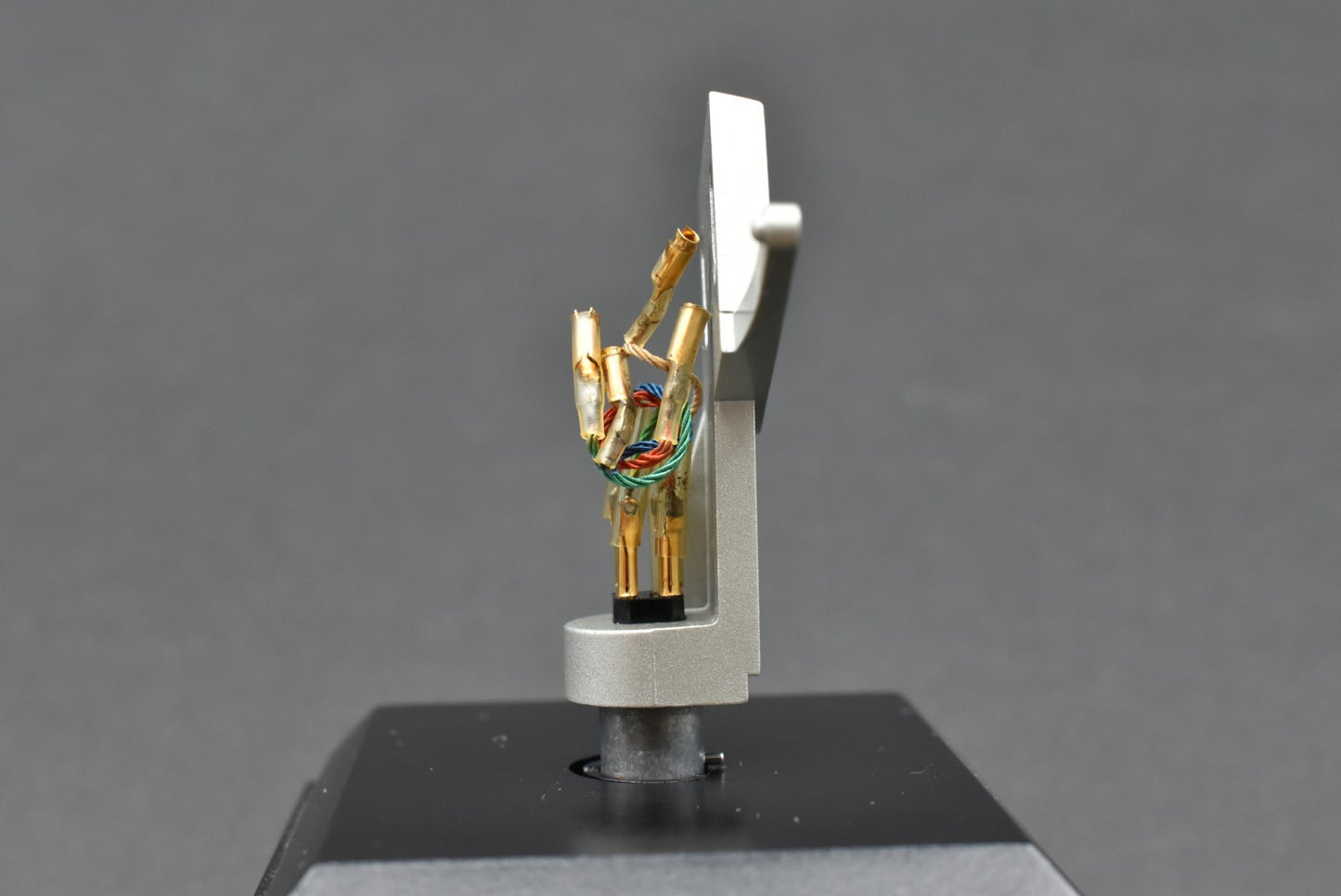TRIO (KENWOOD) HS-51 Headshell for KP-880D/770D/88 Straight Tonearm / 10.2g.