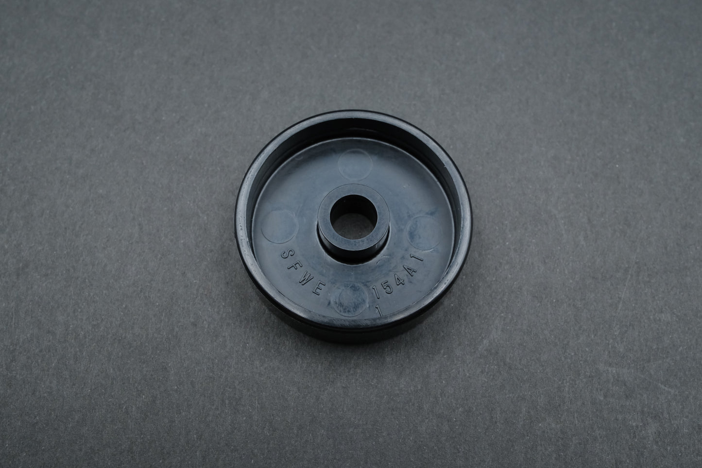 Technics Genuine 45 RPM Adapter for SL-1300, SL-1600, SL-1700, SL-2000