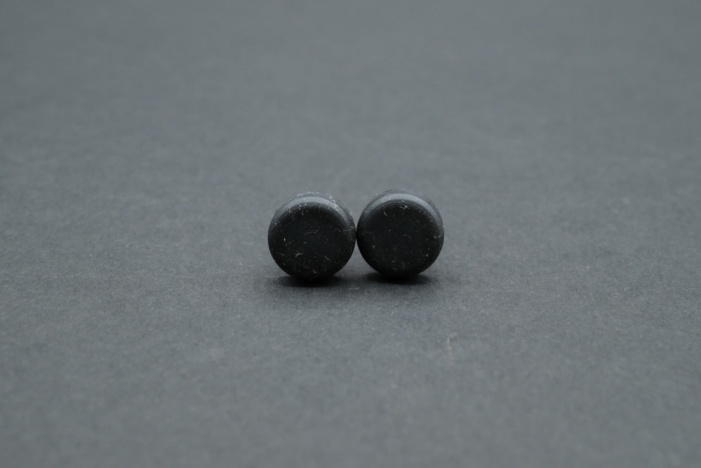 Denon DP-1700 / DP-1800 / DP-3750 / DP-6700 Dust Cover Rubber Bumpers – Pair
