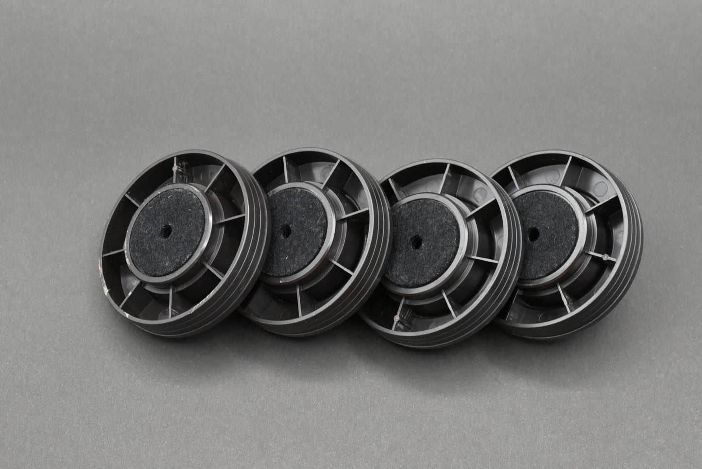 Denon DP-57 DP-59 DP-60 DP-62 DP-67 Turntable Insulator Feet (Set of 4)