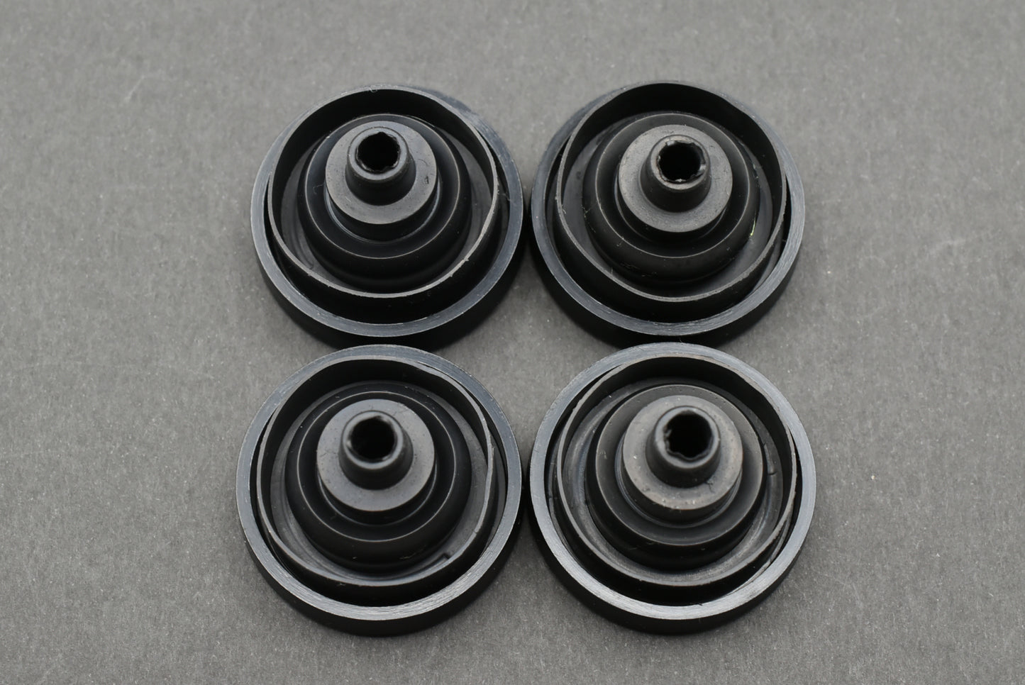 Technics SL-7 Insulator Feet (4pcs) – Also Compatible with SL-10