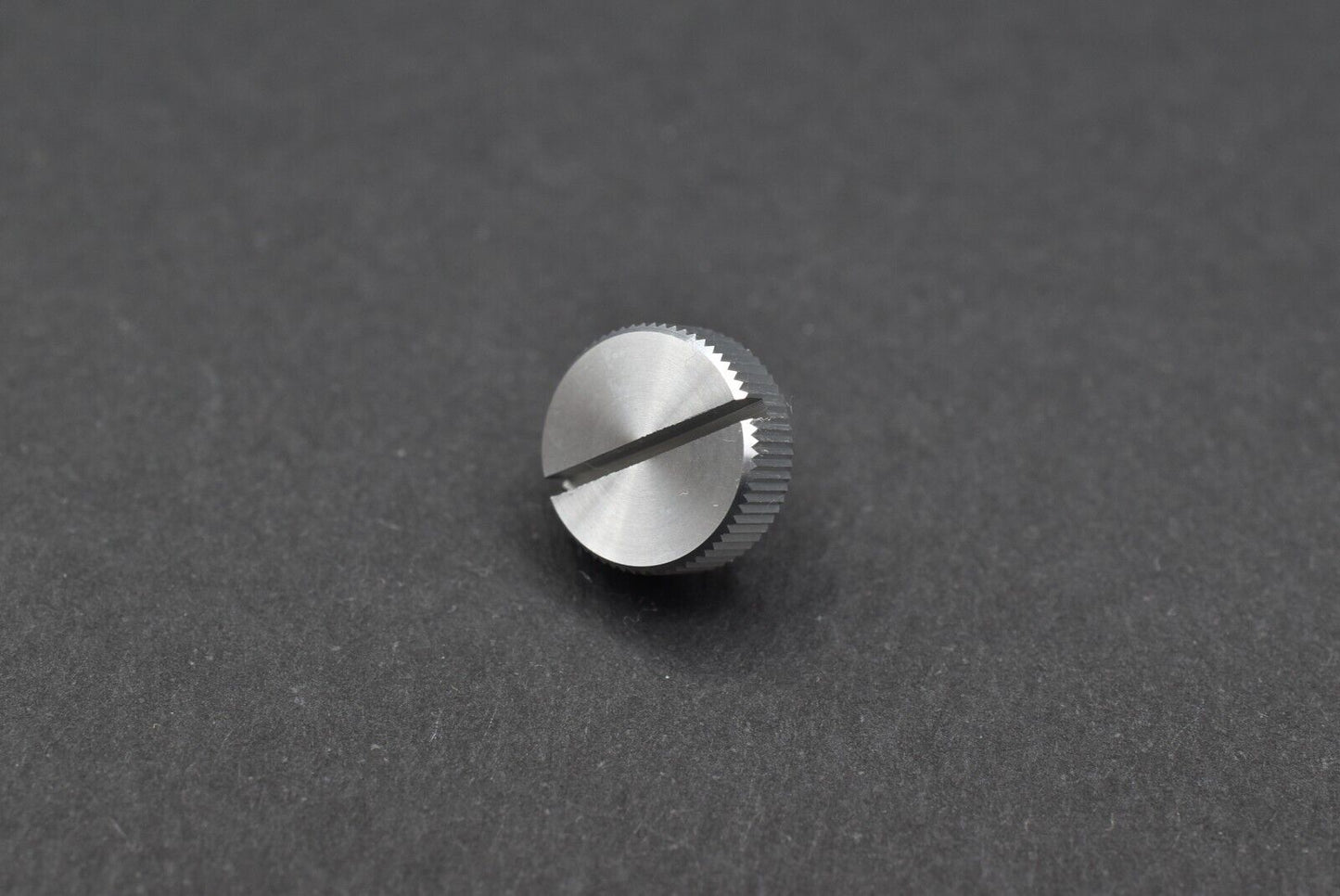 SANSUI XR-Q7 / XR-Q7II Tonearm Arm Thumb Screw