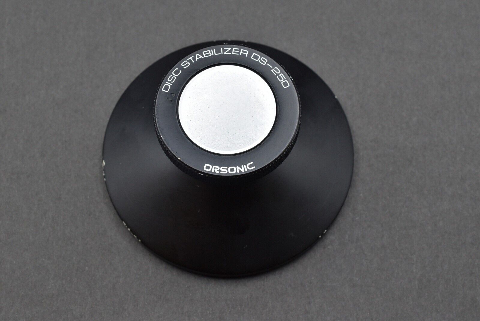 ORSONIC DS-250 Analog Record Disc Stabilizer Clamper