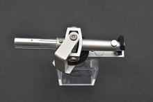 Load image into Gallery viewer, JVC Victor QL-A75/QL-A95 Tonearm Arm Pivot
