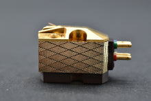 Load image into Gallery viewer, Audio Technica AT33E MC Cartridge *Gold-deposited Beryllium Tapered Cantilever*
