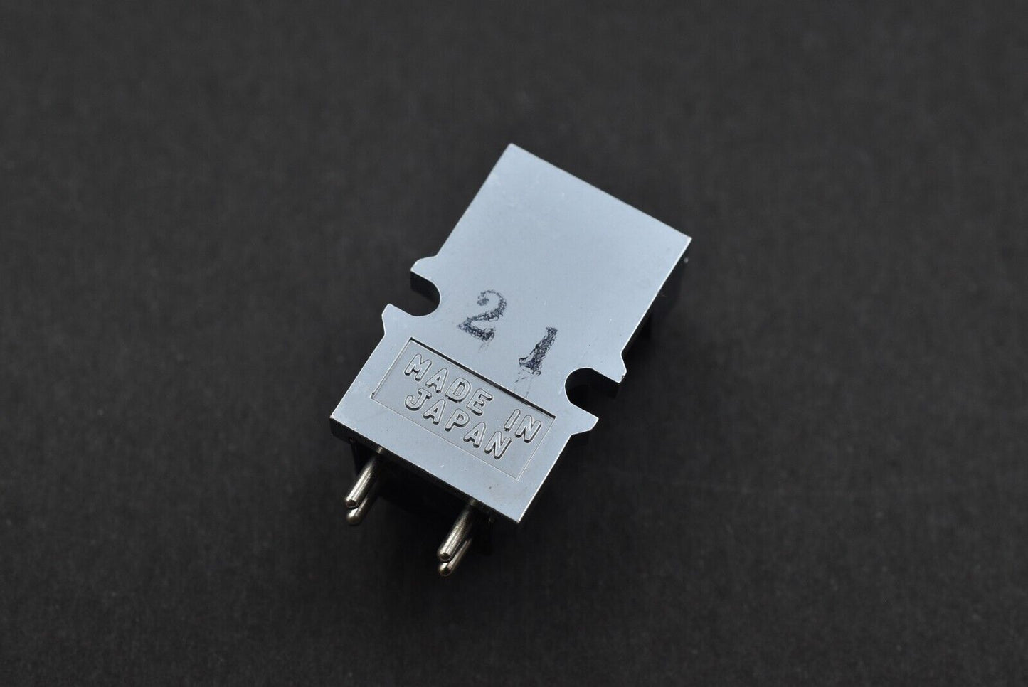 **without stylus** DENON DL-107 MM Cartridge **Silver Shape Type**
