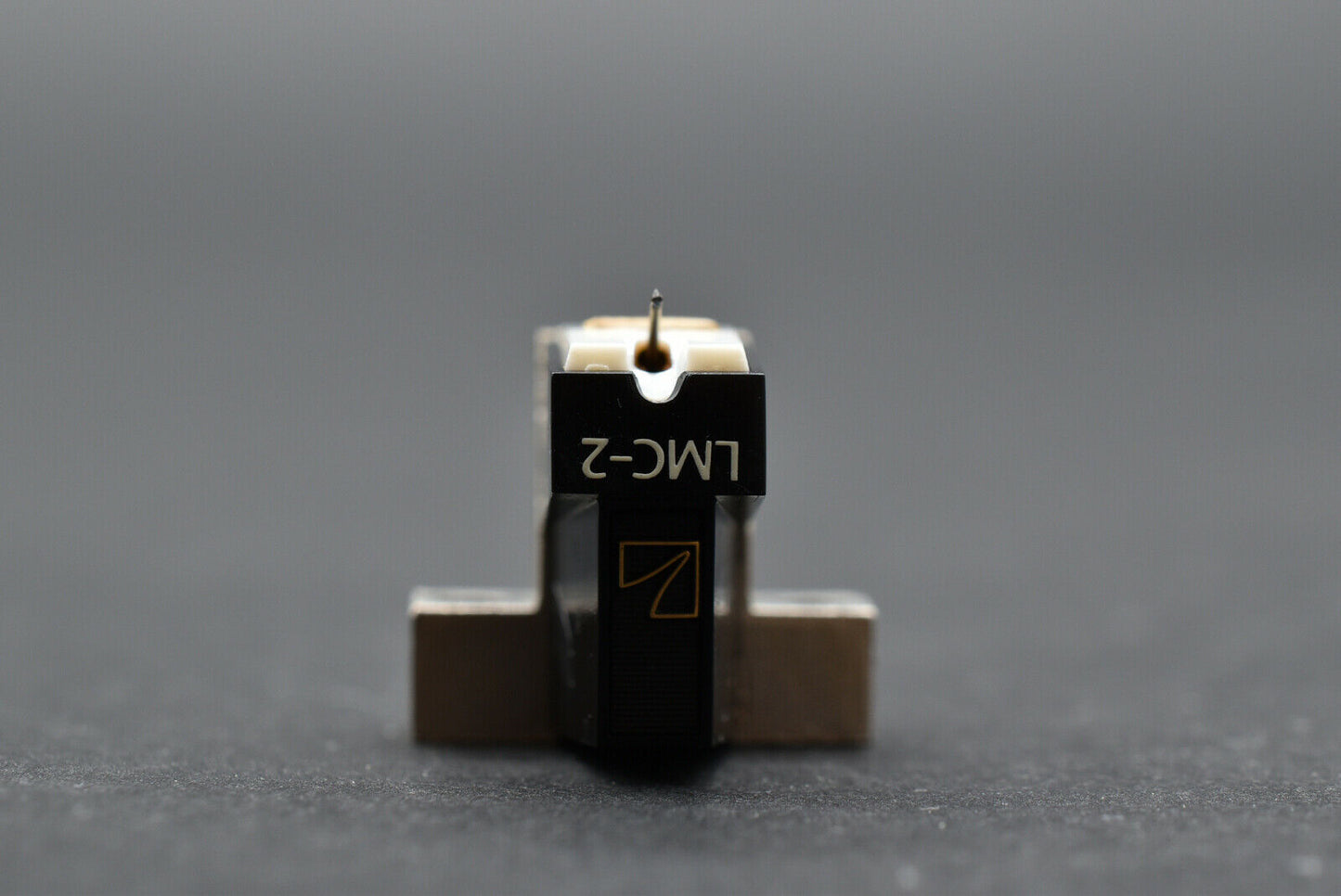 LUXMAN LMC-2 MC Cartridge **Titanium Taper Pipe Cantilever**