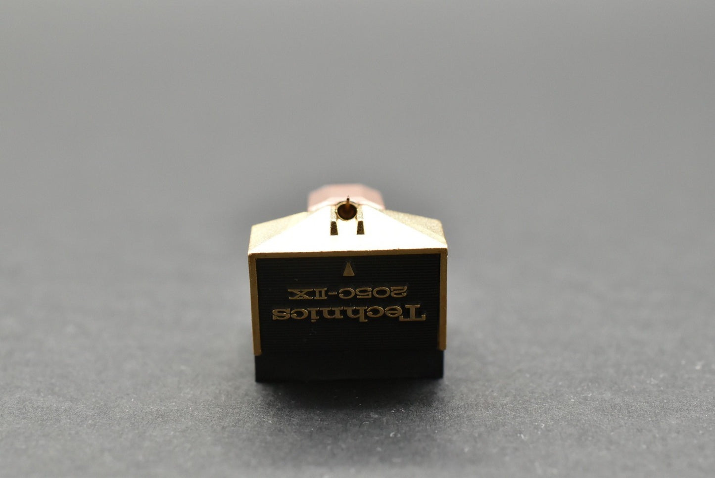 Technics EPC-205C-IIH MM Cartridge - Titanium Pipe Cantilever (03)