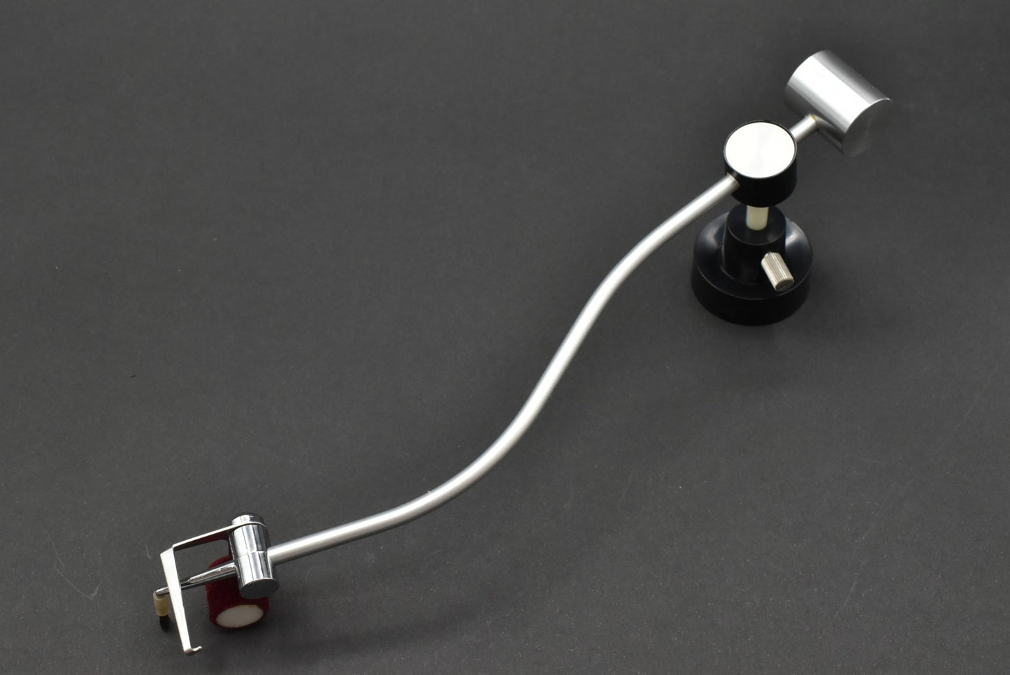 Audio-Technica AT-6001 Autocleanica – Automatic Self-Moving Record Cleaner (02)