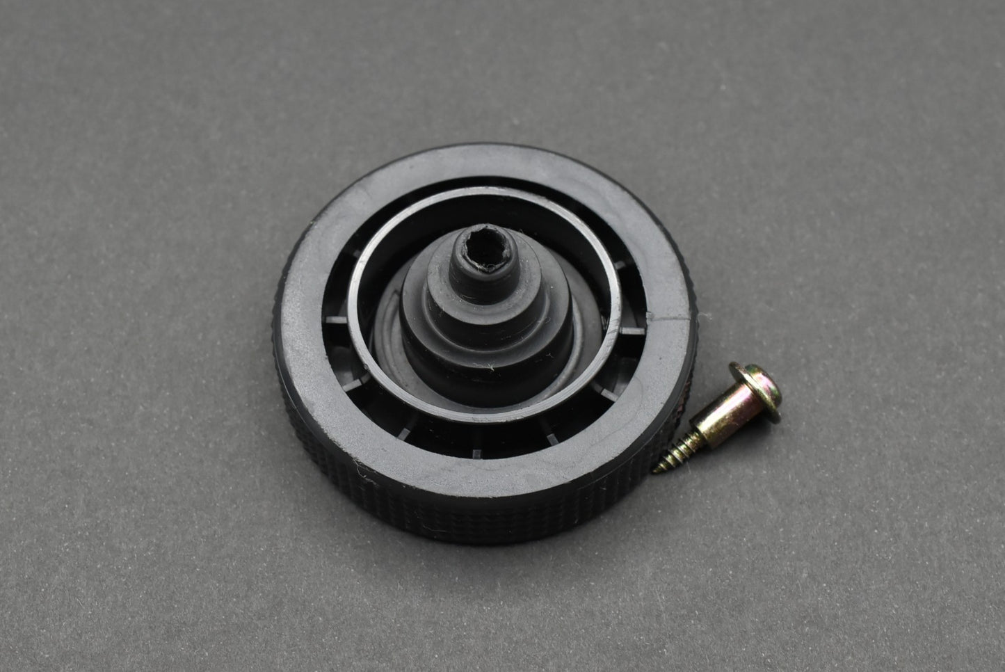 Technics insulator feet - For SL-D1 D2 D3 D33 Q2 Q3 Q33 Q22 etc