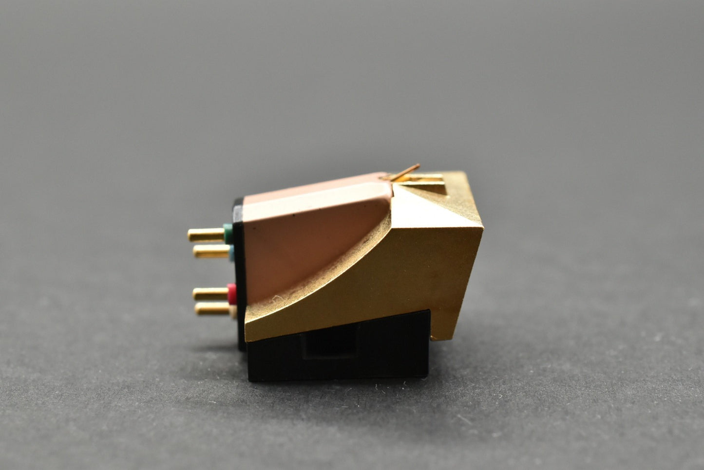 Technics EPC-205C-IIH MM Cartridge - Titanium Pipe Cantilever (03)