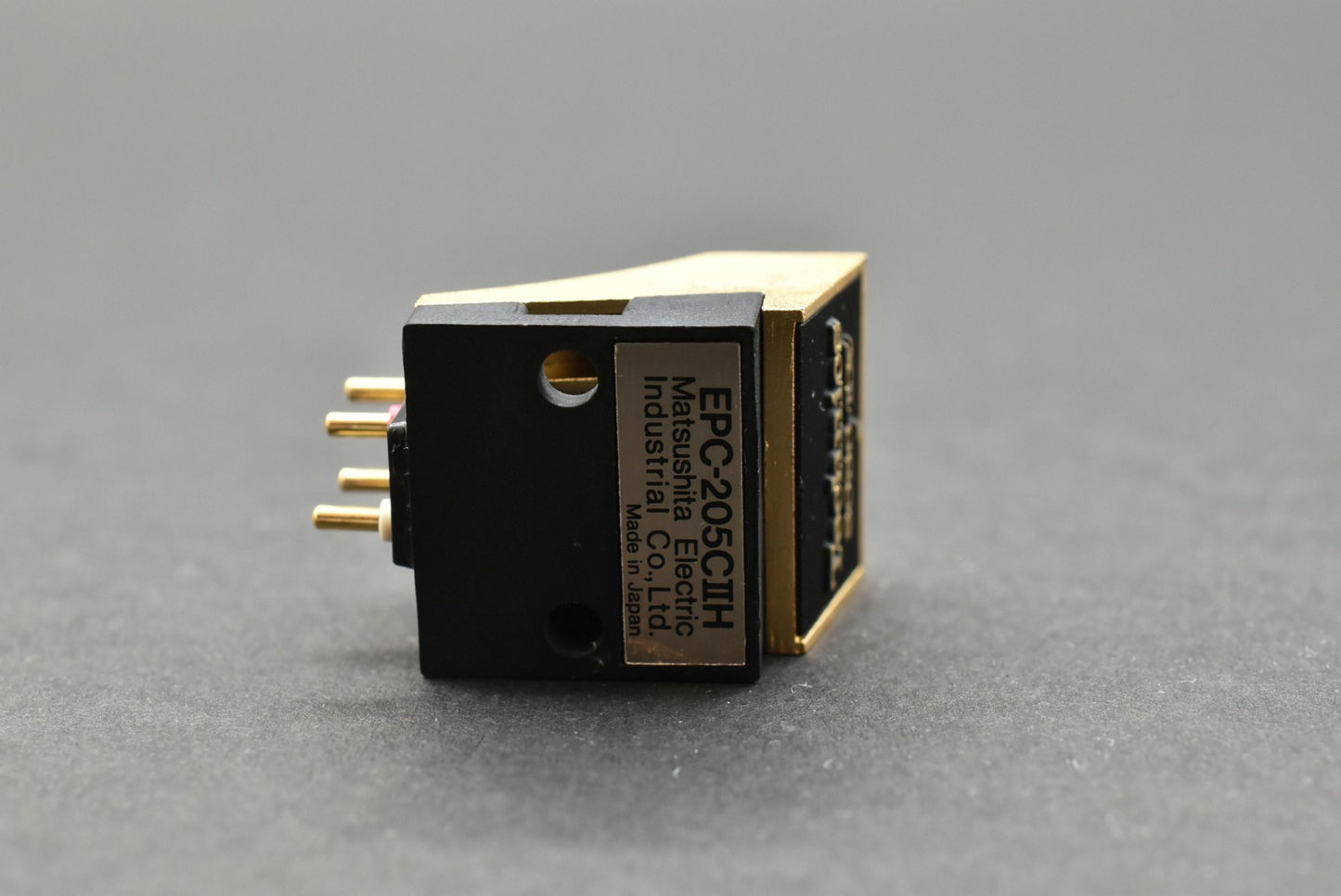 Technics EPC-205C-IIH MM Cartridge - Titanium Pipe Cantilever (03)