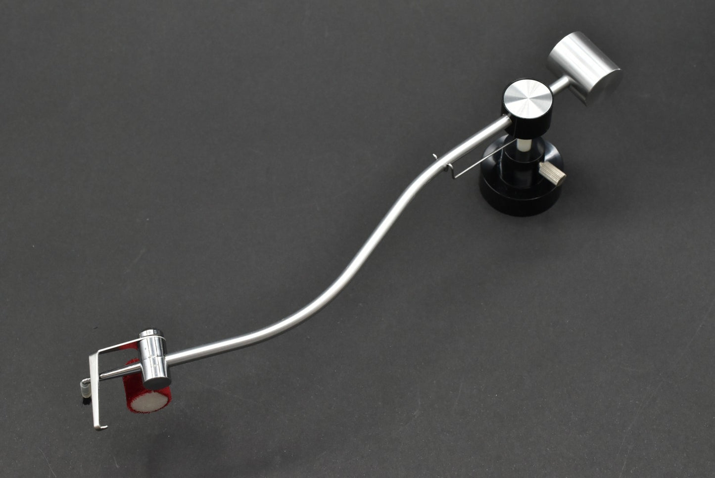 Audio-Technica AT-6001 Autocleanica – Automatic Self-Moving Record Cleaner