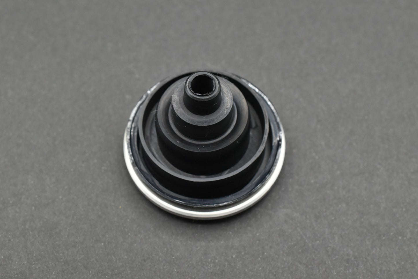Technics SL-10 Turntable Insulator Foot – 1pc (02)