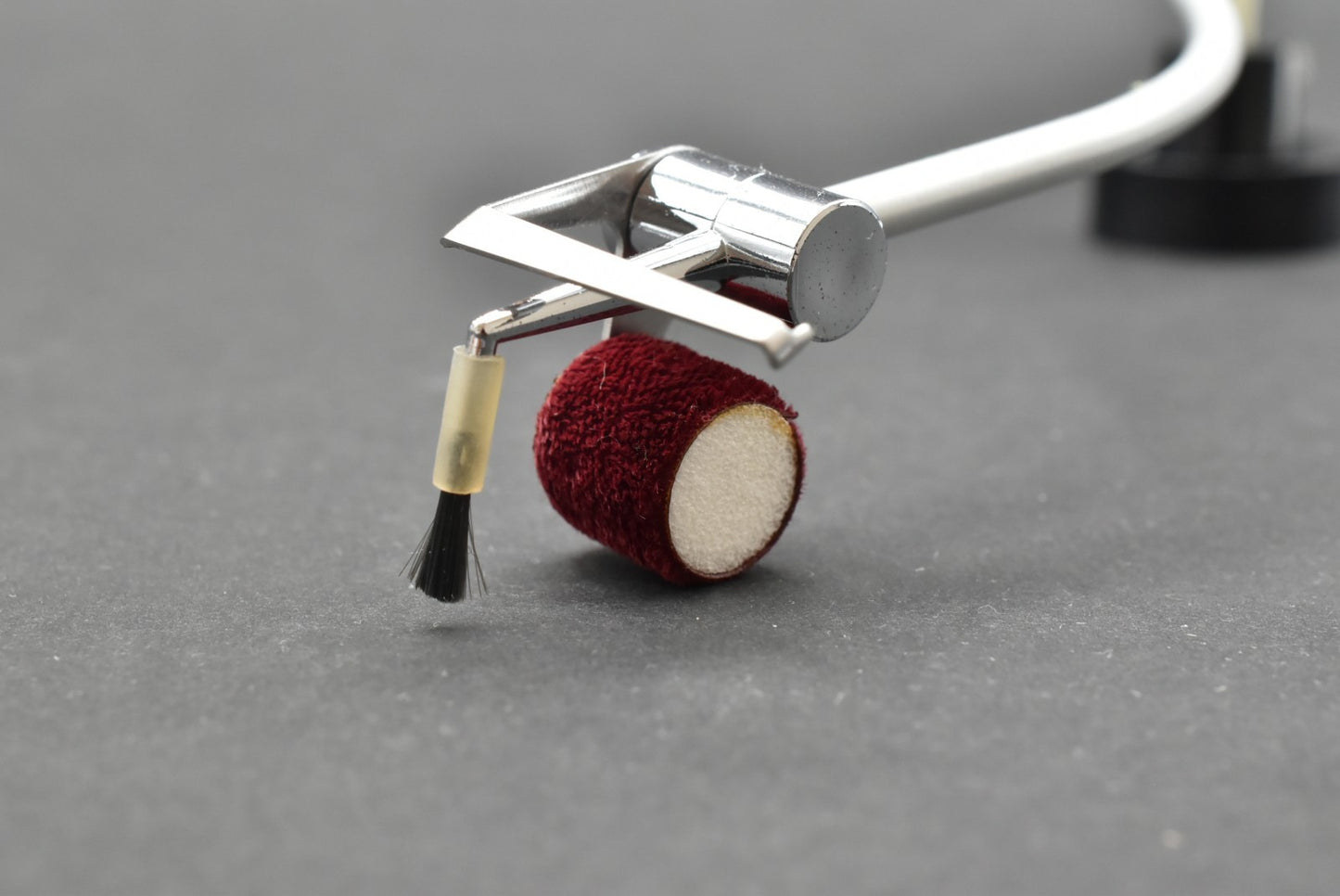 Audio-Technica AT-6001 Autocleanica – Automatic Self-Moving Record Cleaner (02)