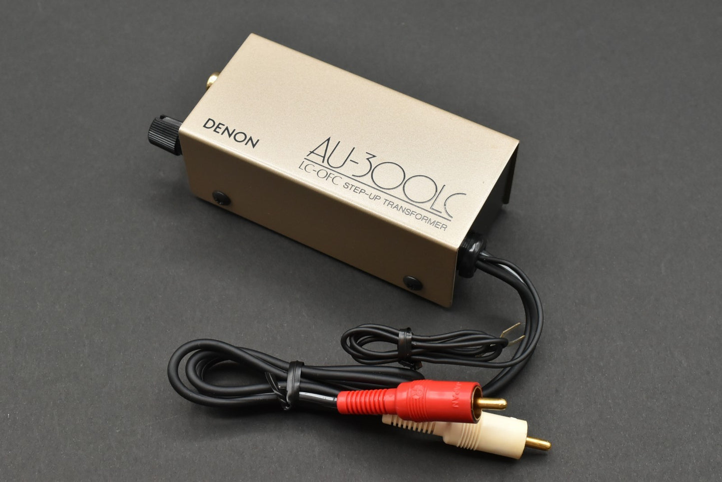 Denon AU-300LC LC-OFC MC Step Up Transformer (02)