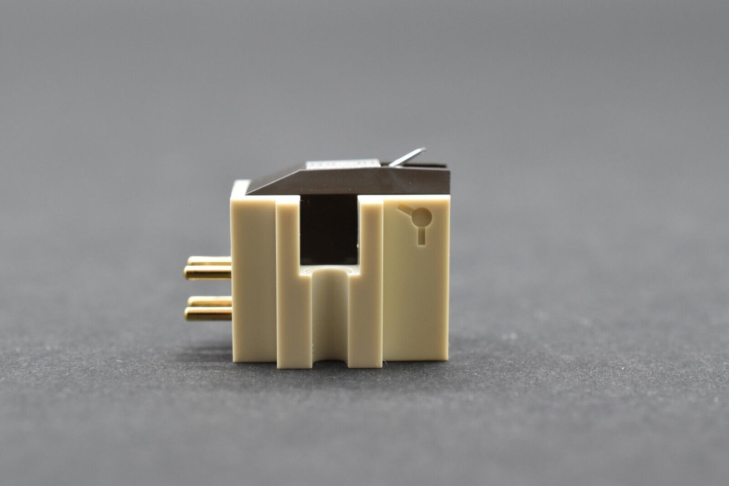 DENON DL-301 MC Cartridge / 02