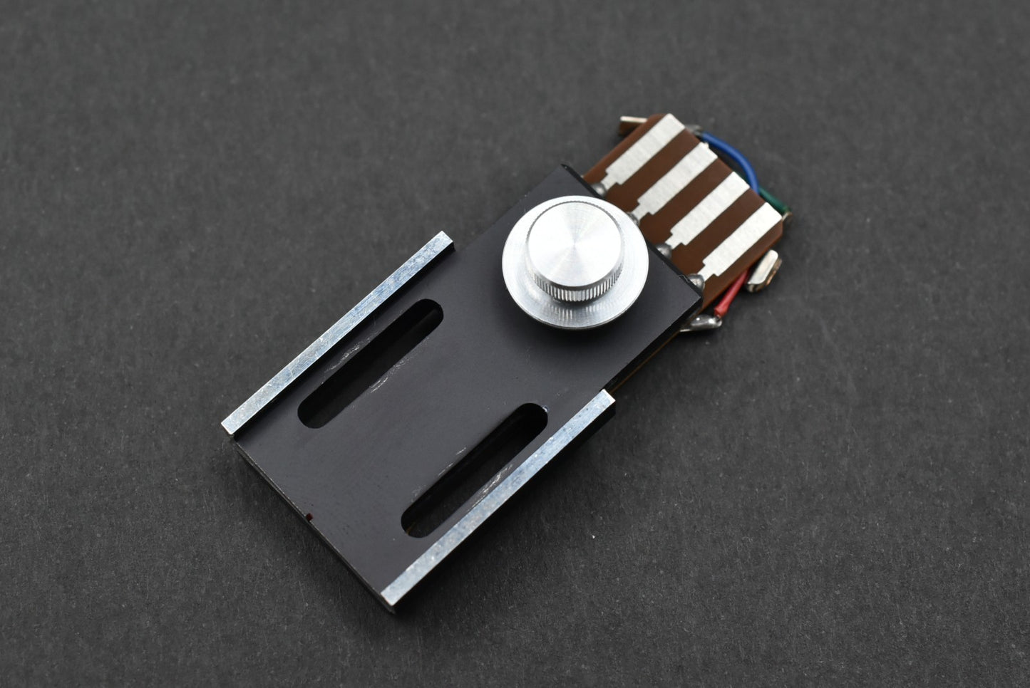 Stax Grace HP-1B Headshell for G-704/G-714 – turntable headshell – precision mounting accessory for cartridges