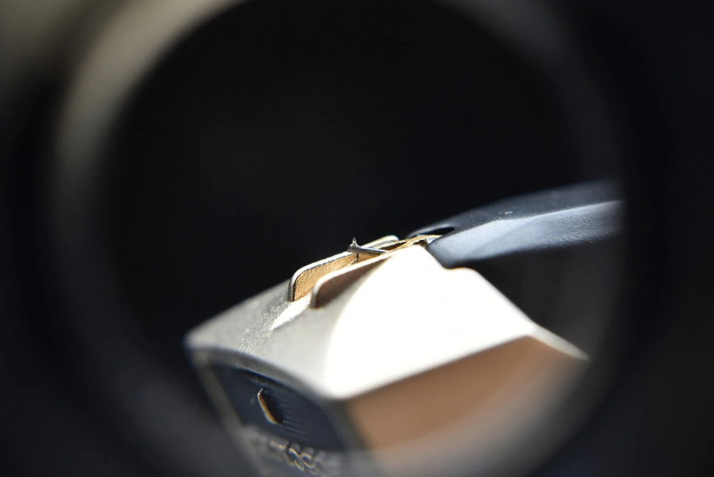 Technics EPC-205CMK3 MM Cartridge – Boron Pipe Cantilever