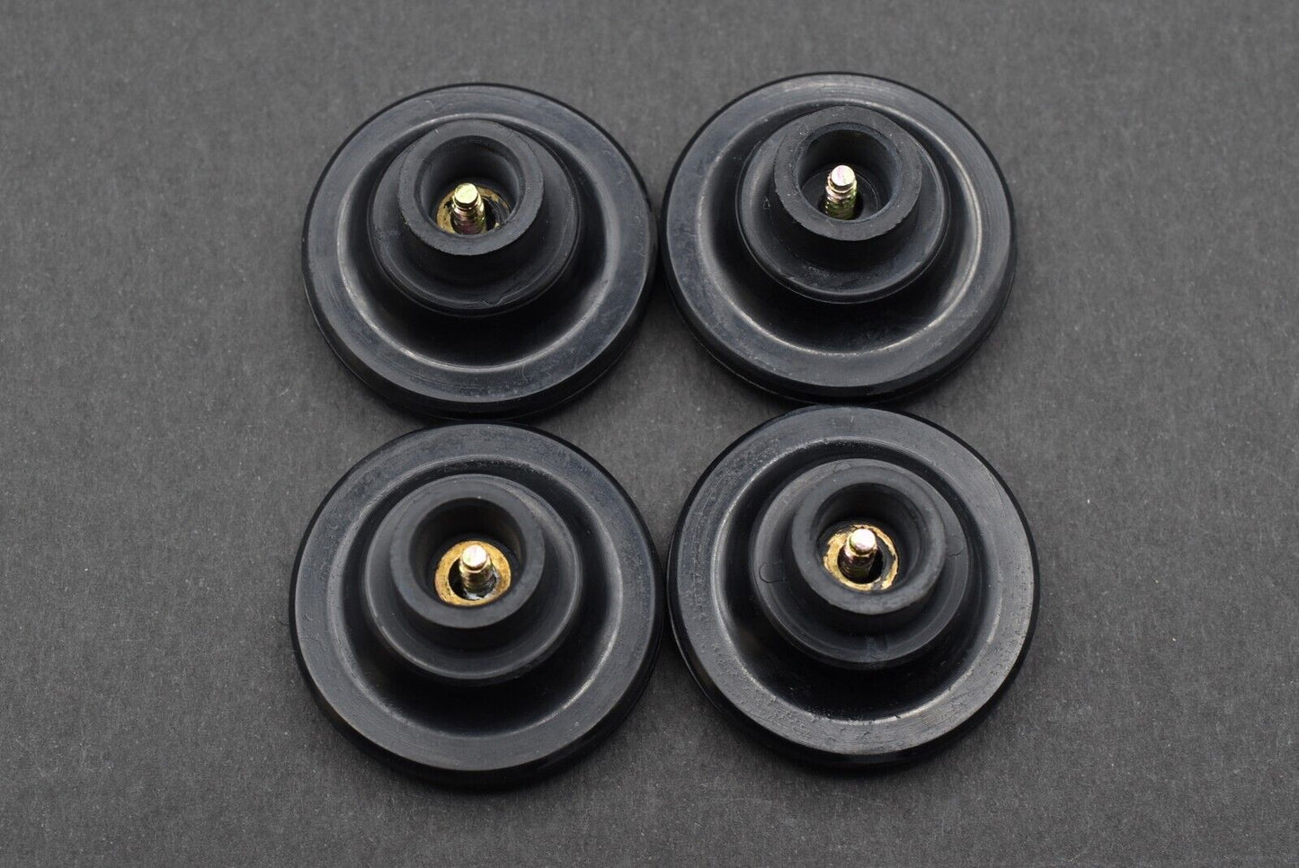 Technics SL-1300/SL-1500 MK2 insulator foot part x 4pcs