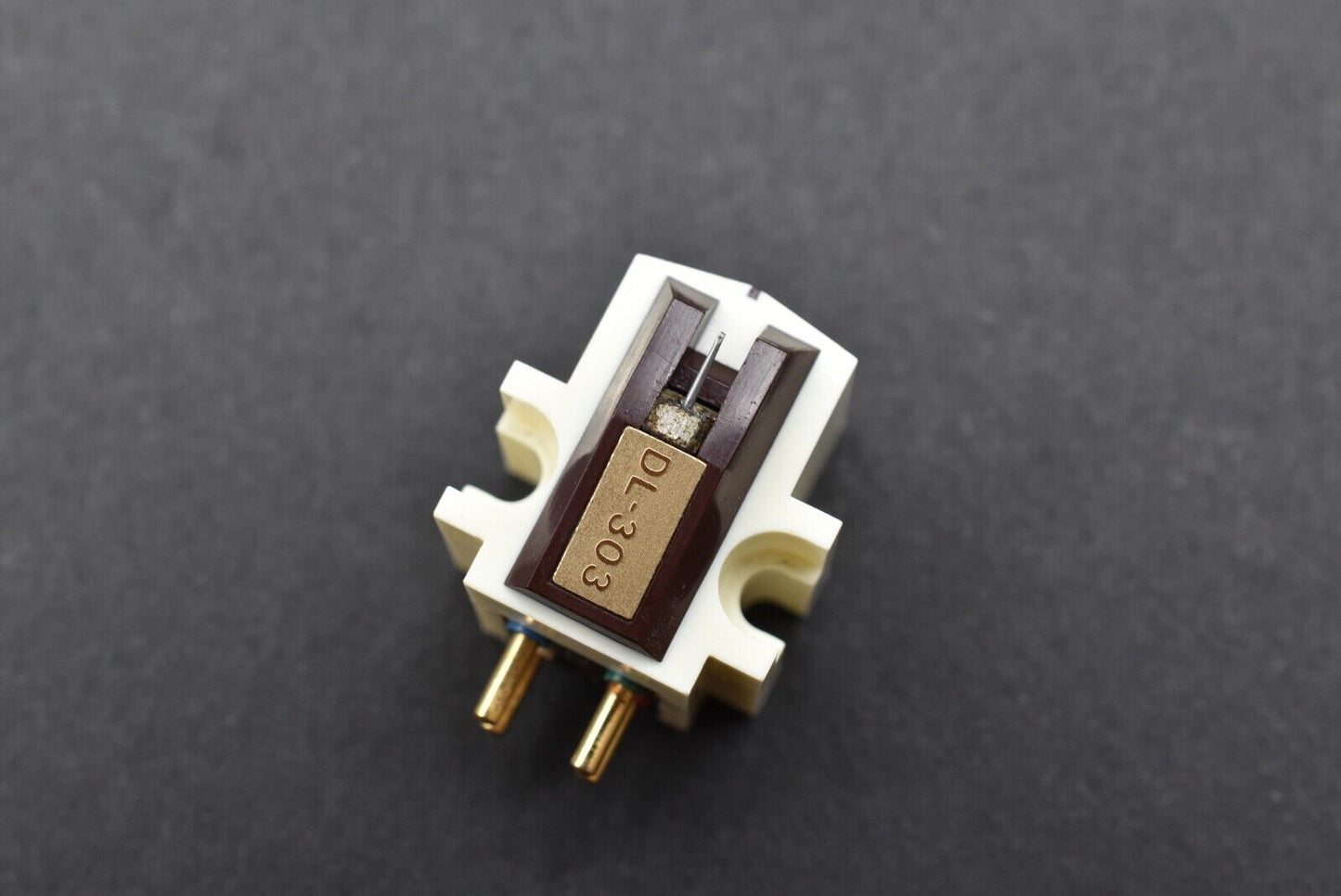 DENON DL-303 MC Cartridge