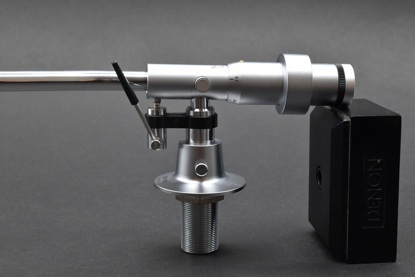 DENON DA-305 Tonearm / 01