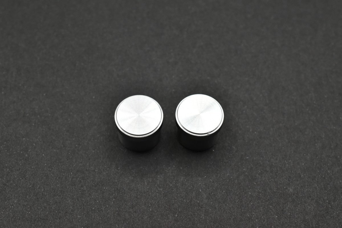 YAMAHA YP-800 Turntable - Original Knob vintage hi‑fi equipment photo - image 1