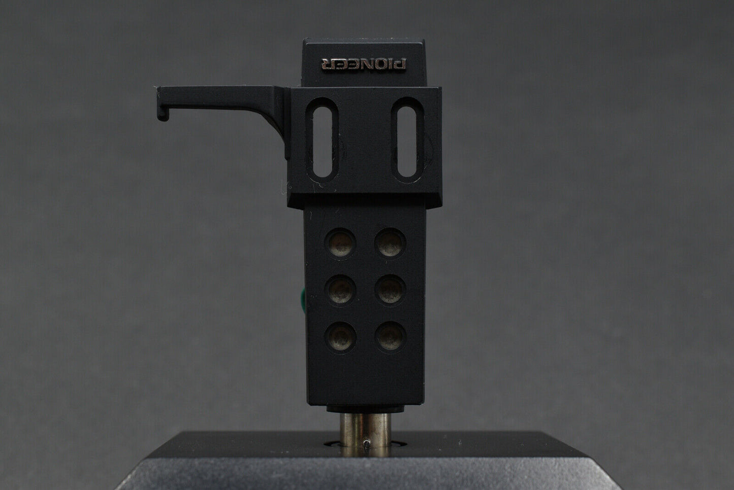 Pioneer Pioneer JP-505 Black Headshell shell / 9.5g – turntable headshell – precision mounting accessory for cartridges