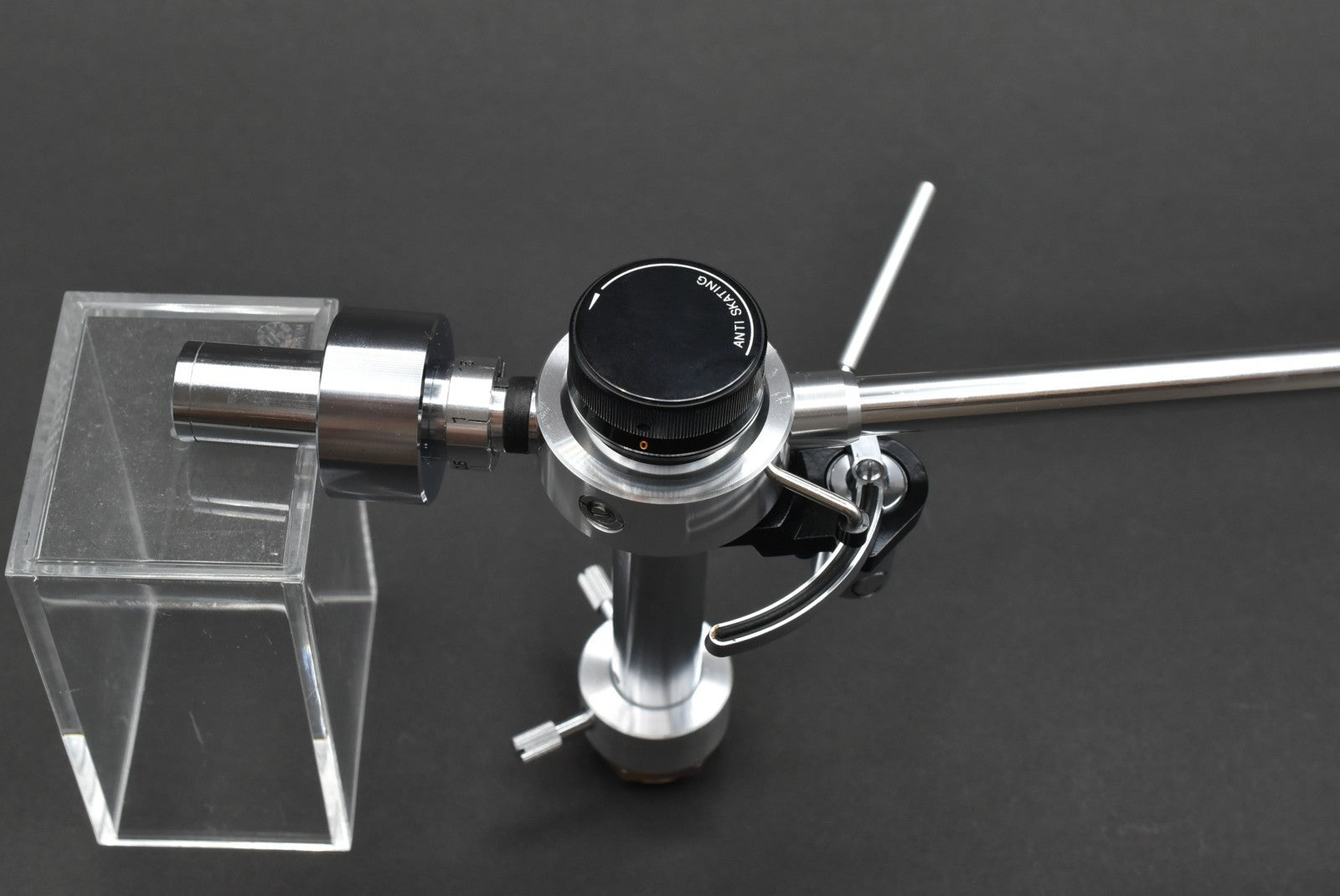 JVC Victor UA5045 Tonearm / 02.
