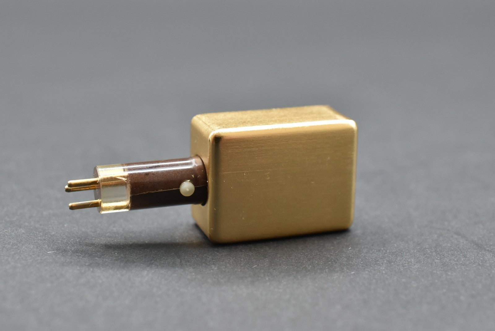 STAX CPS-40 RF condenser style phono cartridge (stereo).
