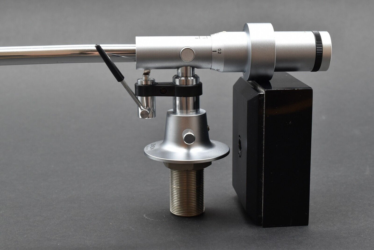 DENON DA-305 Tonearm / 01