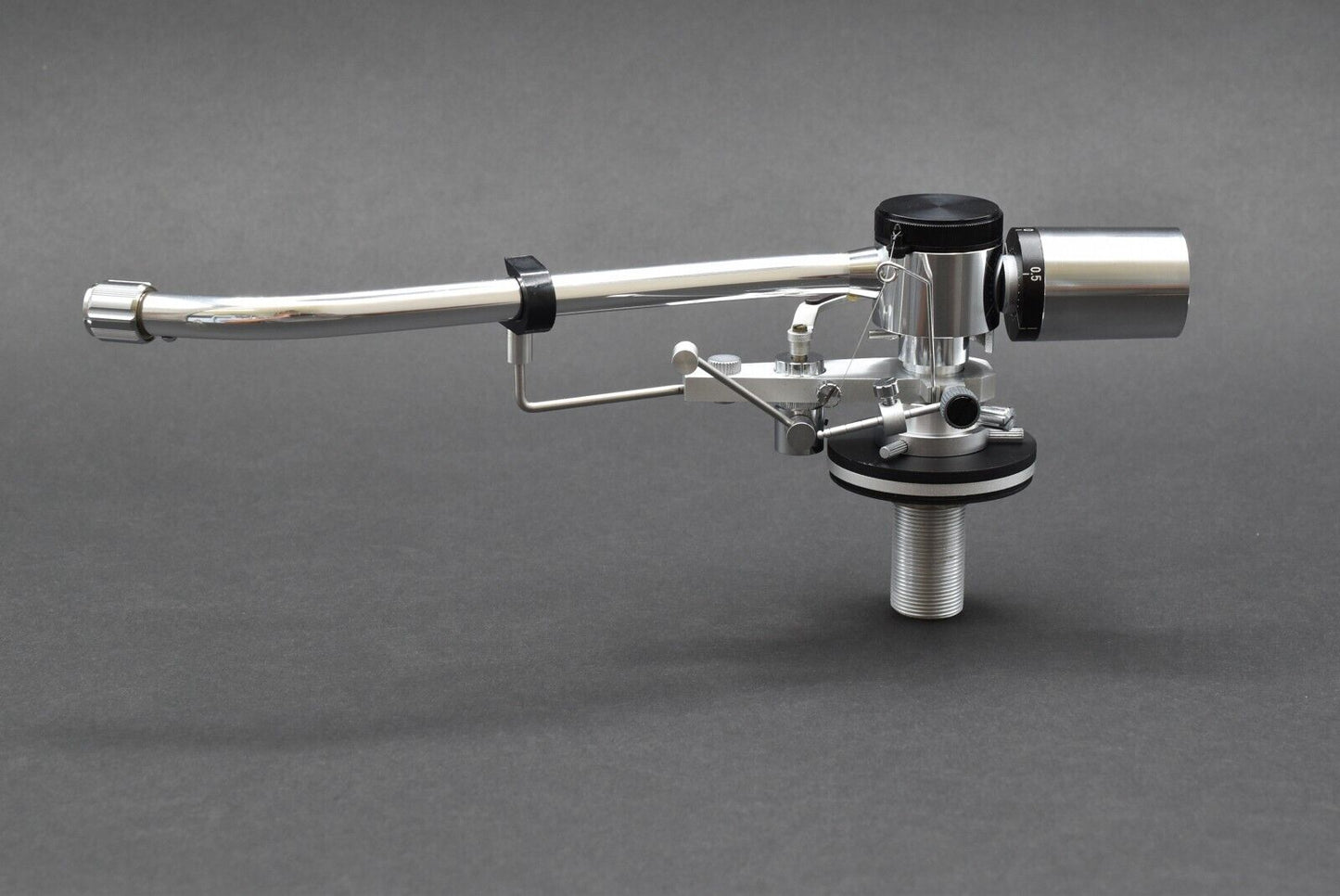 Grace G-945 Uni-Pivot One-Point Support Oil Damped Tonearm Arm