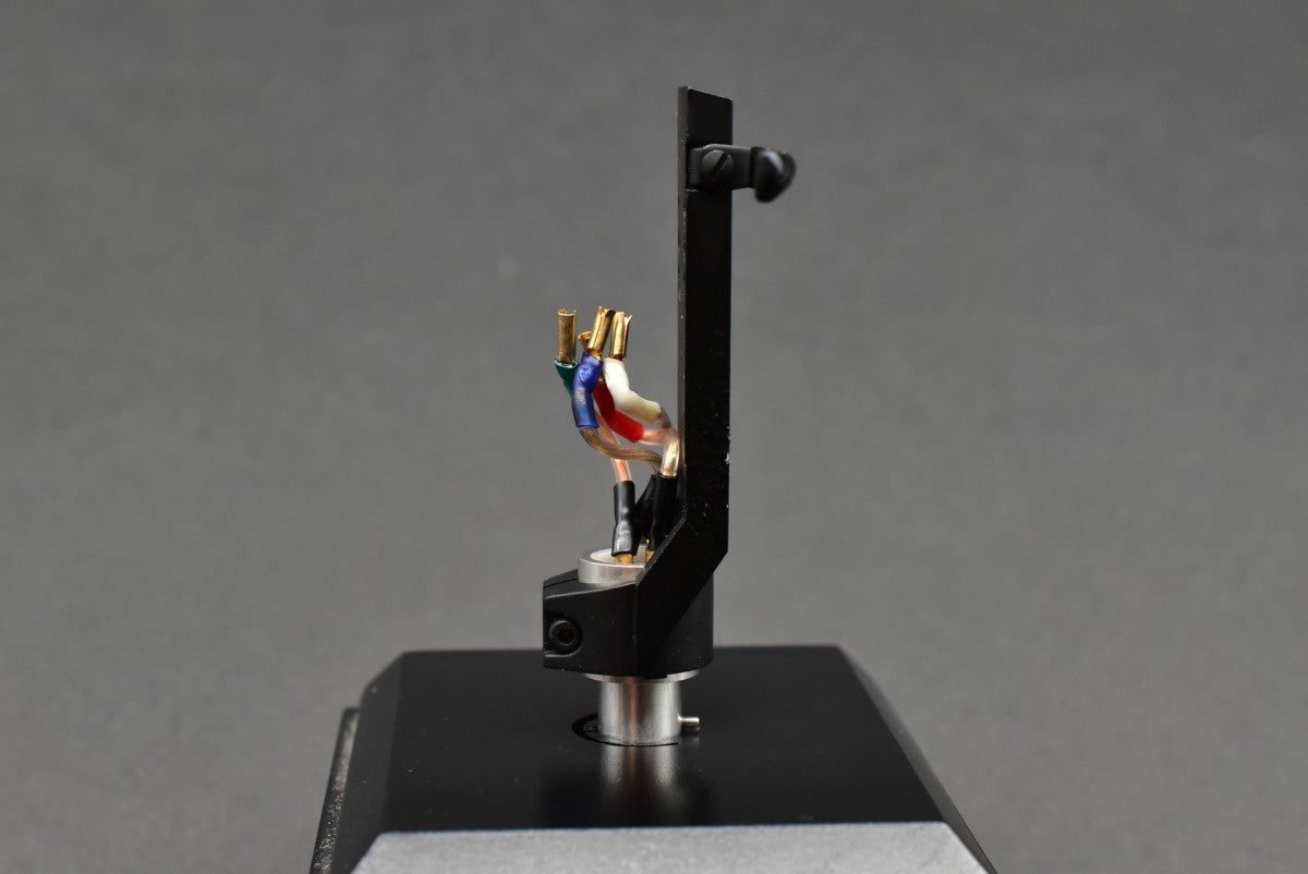 Audio Technica AT-MS10 Headshell / 10.3g close-up view - image 4